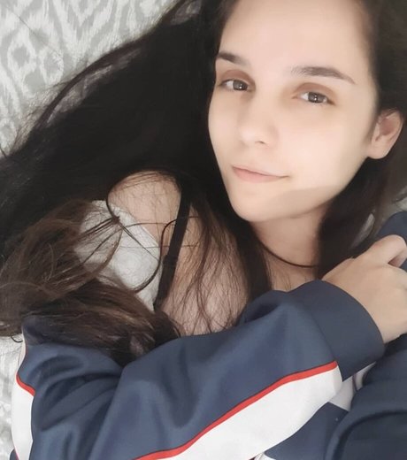 Laysa Meroto 美しいスター 画像