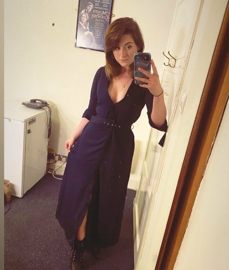 Rebecca Gilliland アートスター 画像