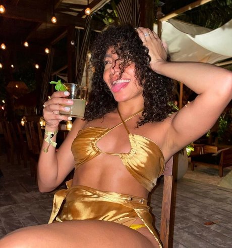 Any Gabrielly ポルノスター セクシー 写真