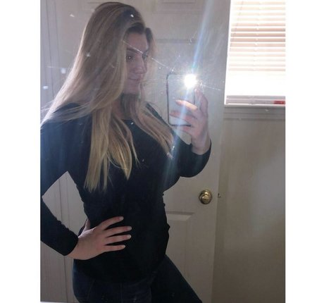 hailey williams22 かわいいモデル 写真