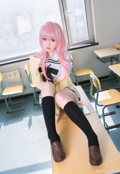 スパンキングオンリーファンズ 美しい裸 画像