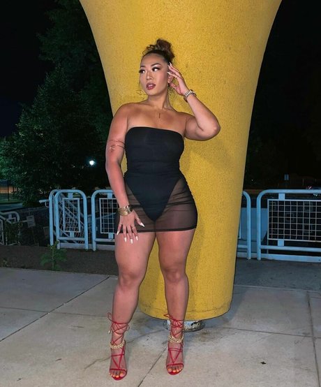 継娘オンリーファンズ 美しいxxx ギャラリー