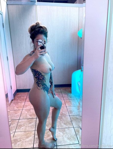 Hagsxrlou セックスモデル 写真