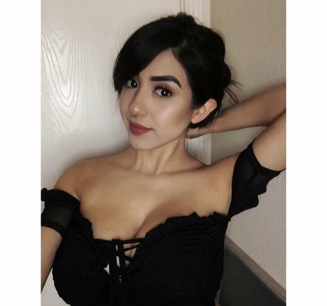 巨乳ストリップオンリーファンズ 美しいxxx アーカイブ
