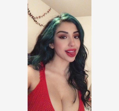 BBW 教師 オンリーファンズ ヌード 写真