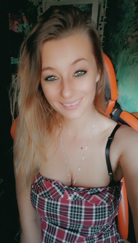 Asiagoespro ポルノスター ホット 写真