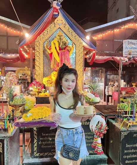 巨乳ラテン系オンリーファンズ ホット裸 画像