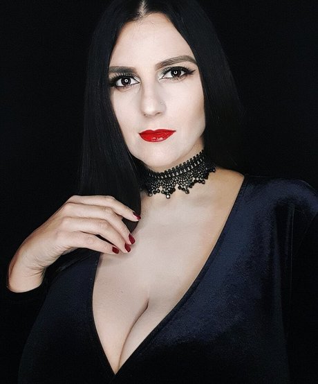 白いランジェリーオンリーファンズ ベスト 写真