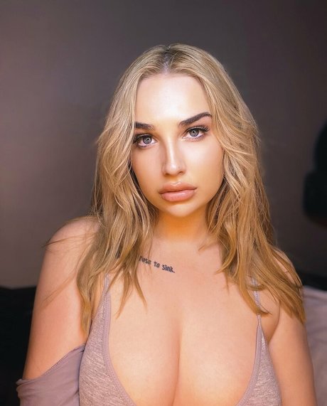 xEmadollx かわいいモデル 画像