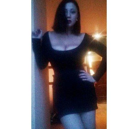 Leka Galkinstein セクシーモデル 画像