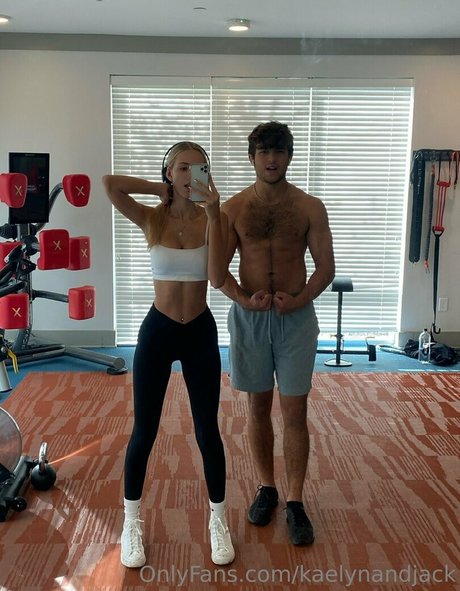 Kaelynandjack 美しいモデル 画像