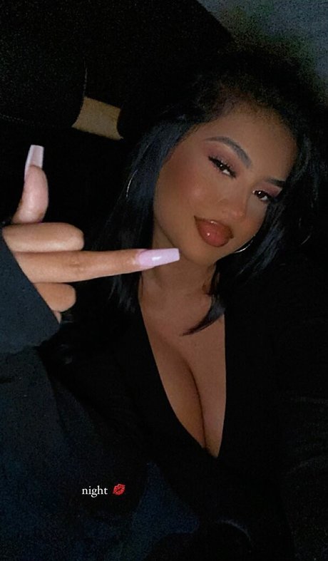アナル エボニー オンリーファンズ セクシー ギャラリー