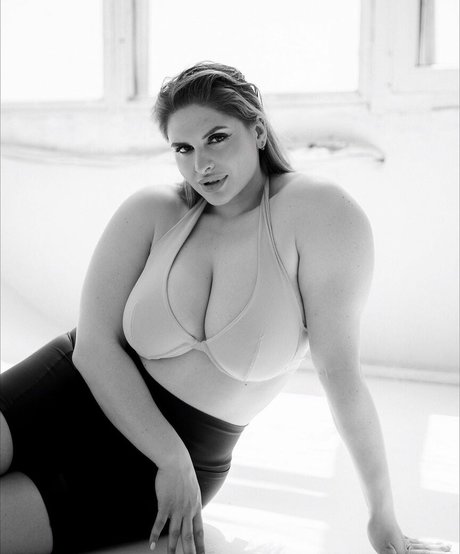 Anastasia Shark アダルトモデル ギャラリー