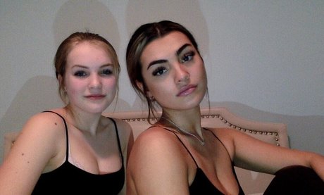 Kylie Manue 素敵なモデル ギャラリー