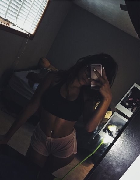 巨乳ディープスロートオンリーファンズ ベスト 写真