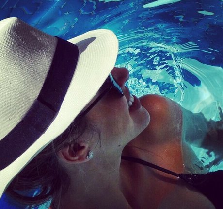 Roberta Carbonari Muzy xxx女優 写真