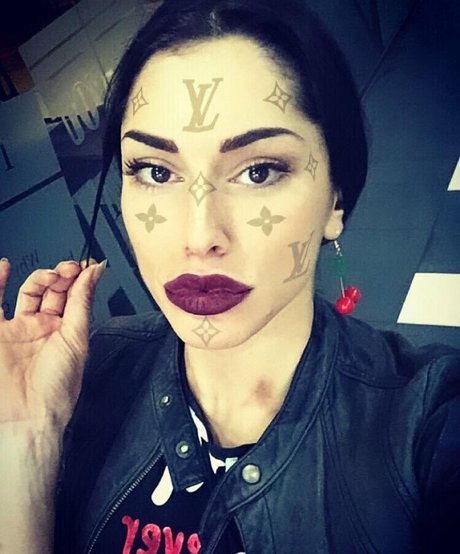 Daqnagold 完璧な女優 写真