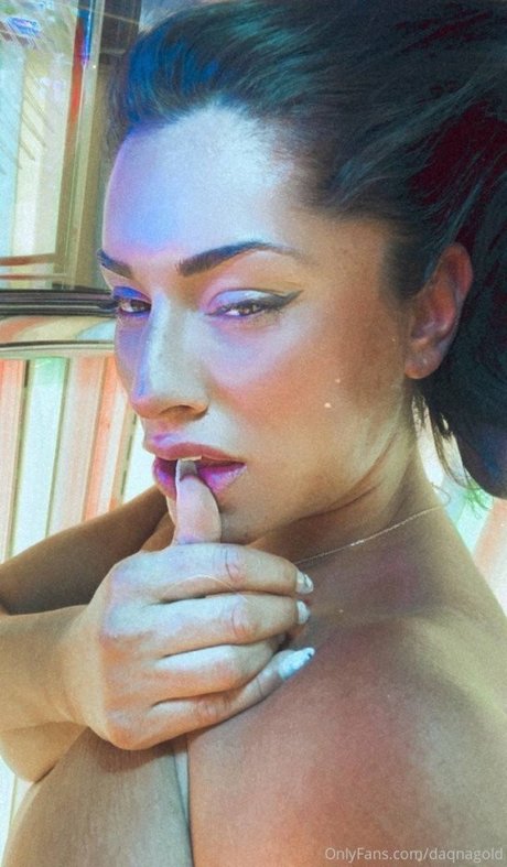 Daqnagold セクシーなスター 写真