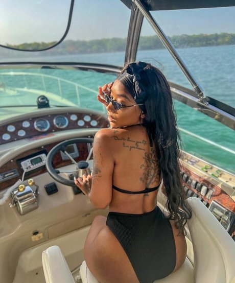 cathiimedialuna ヌードモデル ギャラリー