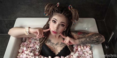 lovelychris 完璧なスター 写真