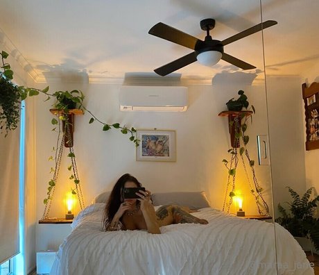 BBC フェムボーイ オンリーファンズ トップ 写真