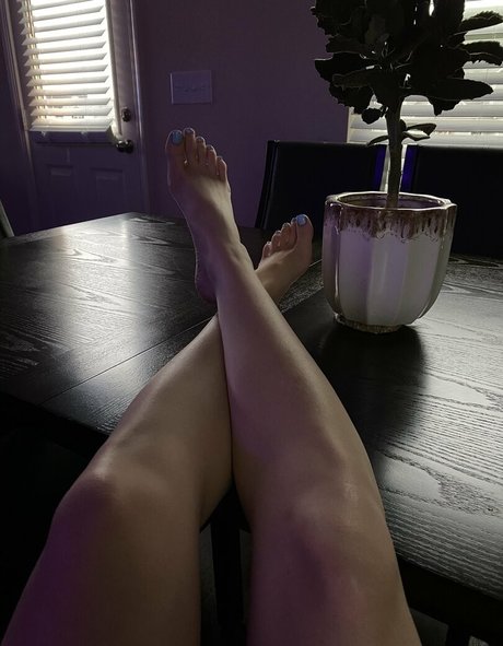WaifuFeetMilk HDスター 写真