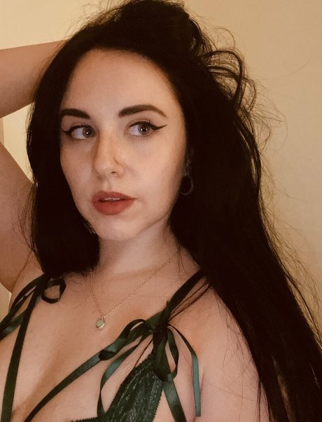 Louise daniellex profile image