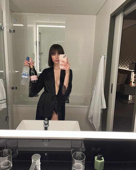 CocoLayth top profile image