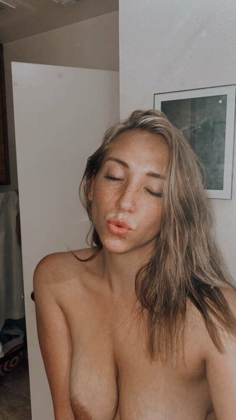 Kayla Girlnexxdoor 女優 画像