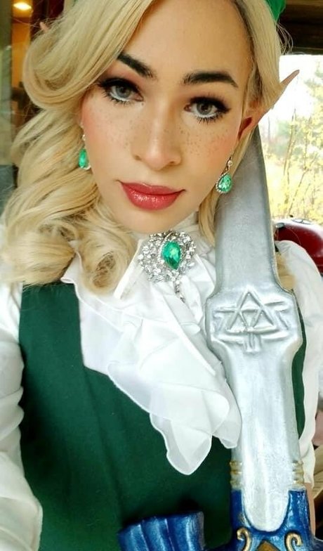 Persephiroth ポルノスター 写真