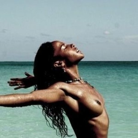 Megalyn Echikunwoke 無料モデル 画像