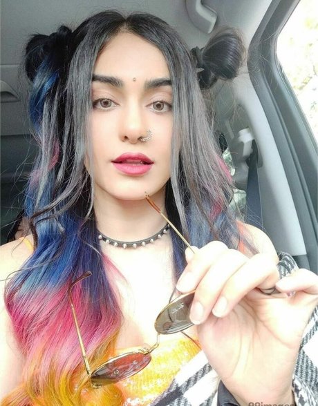 美しいフェラチオオンリーファンズ ヌード 写真