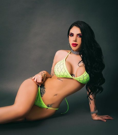 Claudia Guajardo セクシーなスター 画像