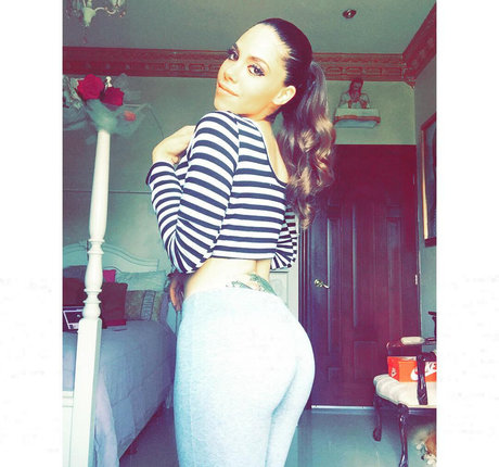 Claudia Guajardo 独占女優 写真