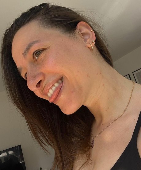 itsbinkybee ヌード女優 写真