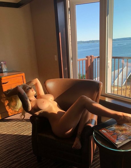 Rachel Barley 独占女優 写真