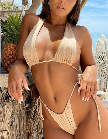 Valentina Grant トップポルノスター ギャラリー