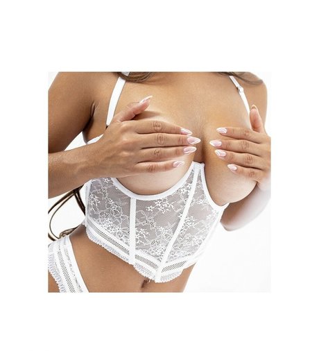 Valentina Grant アートポルノスター アーカイブ