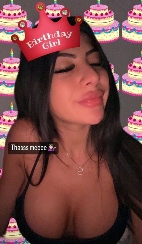 Selin Yalim Nude スター 裸 ギャラリー