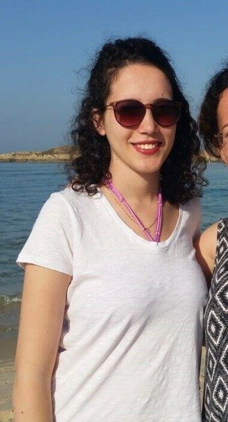 黒檀の厚いオンリーファンズ アート裸 画像