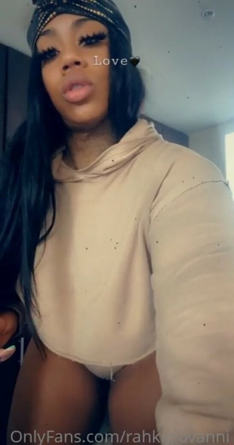 Rahki Giovanni かわいいスター 写真