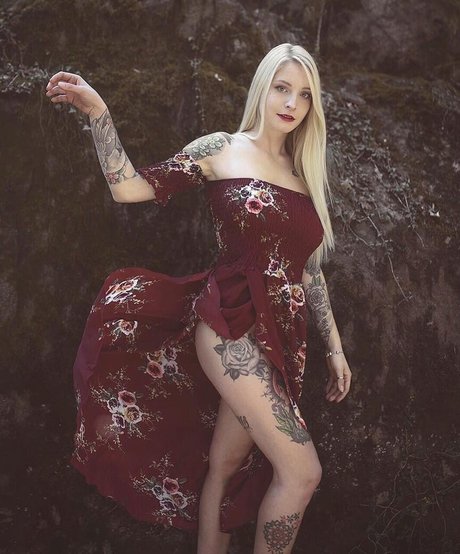 Swann SG 美しいモデル ギャラリー