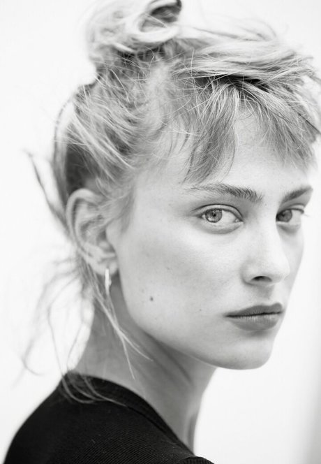 Nora Arnezeder 最高のスター ギャラリー