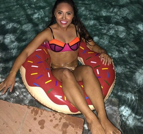 Shari G 素敵なスター 写真