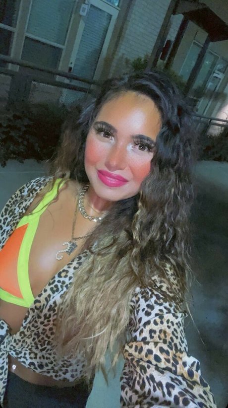 Shari G profile image