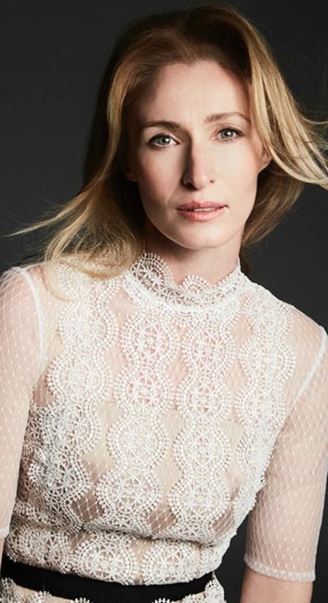 Genevieve O Reilly 無料のスター 写真