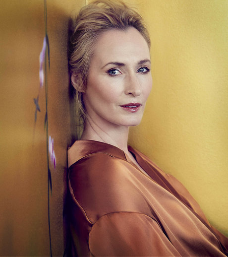 Genevieve O Reilly ホットなスター 画像