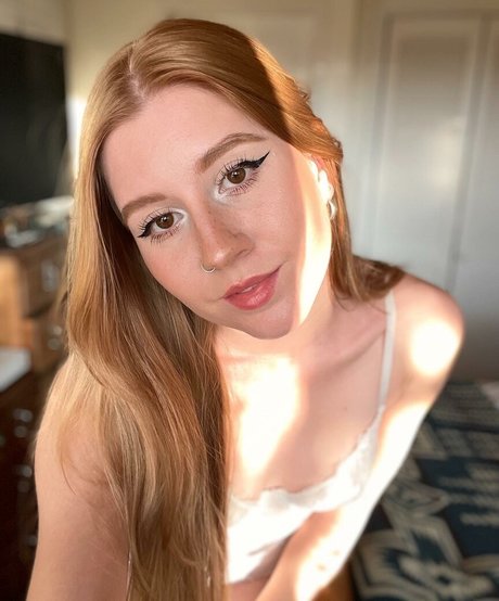 pearl celeste profile image