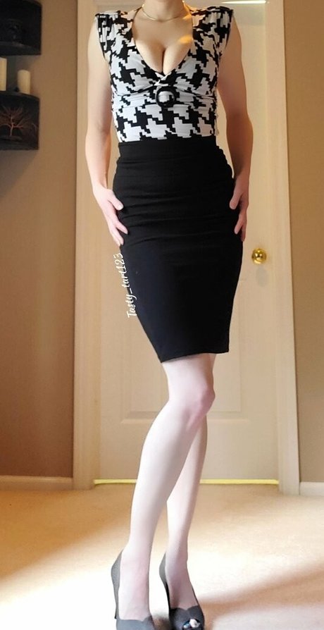 Tasty tart123 エロティックなポルノスター 写真