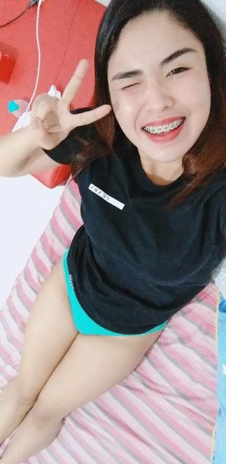 Moniica Hija ヌード女優 写真
